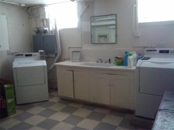 4 bed, 2 bath apartment for rent at 132 Thorndike St Unit 2, Coolidge Corner — photo 20 of 25