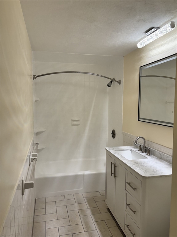 1 bed, 1 bath apartment for rent at 1321 Worcester Rd Unit 208, Framingham — photo 14 of 23