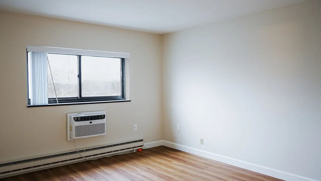 1 bed, 1 bath apartment for rent at 1321 Worcester Rd Unit 501, Framingham — photo 7 of 17