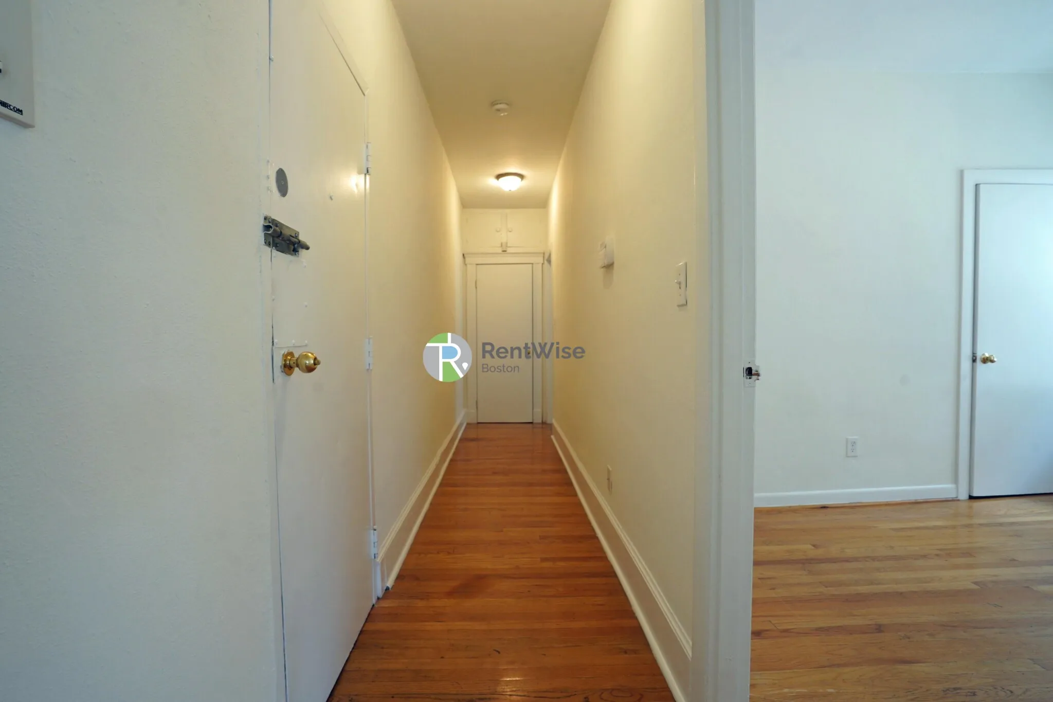 2 bed, 1 bath apartment for rent at 1322 Commonwealth Ave Unit 1, Brighton — photo 10 of 16