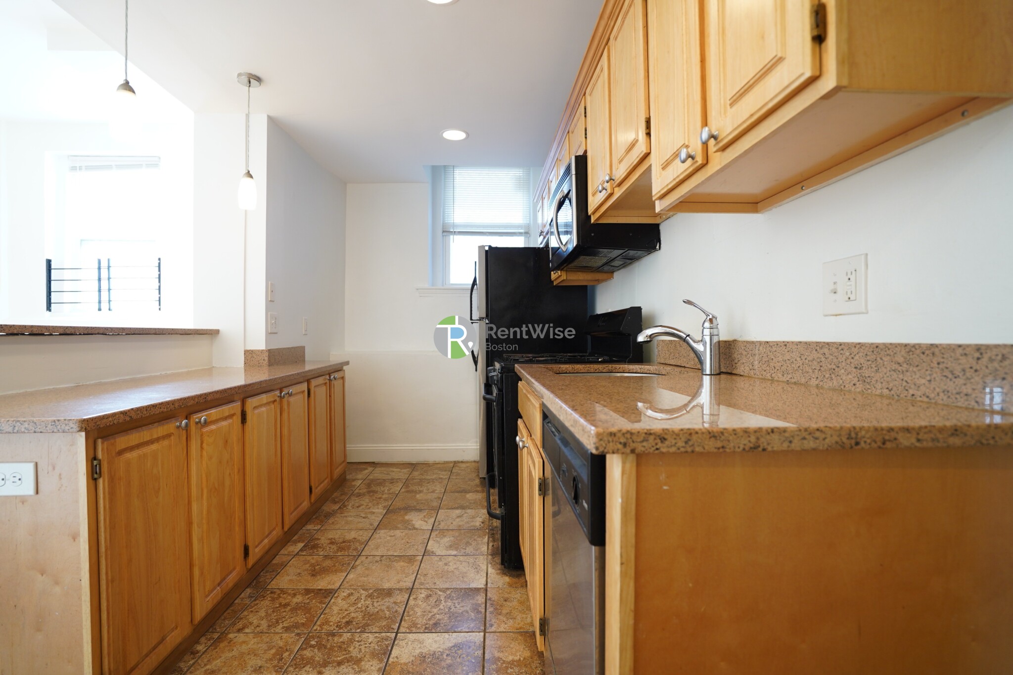 1 bed, 1 bath apartment for rent at 1322 Commonwealth Ave Unit 3A, Brighton — photo 6 of 17