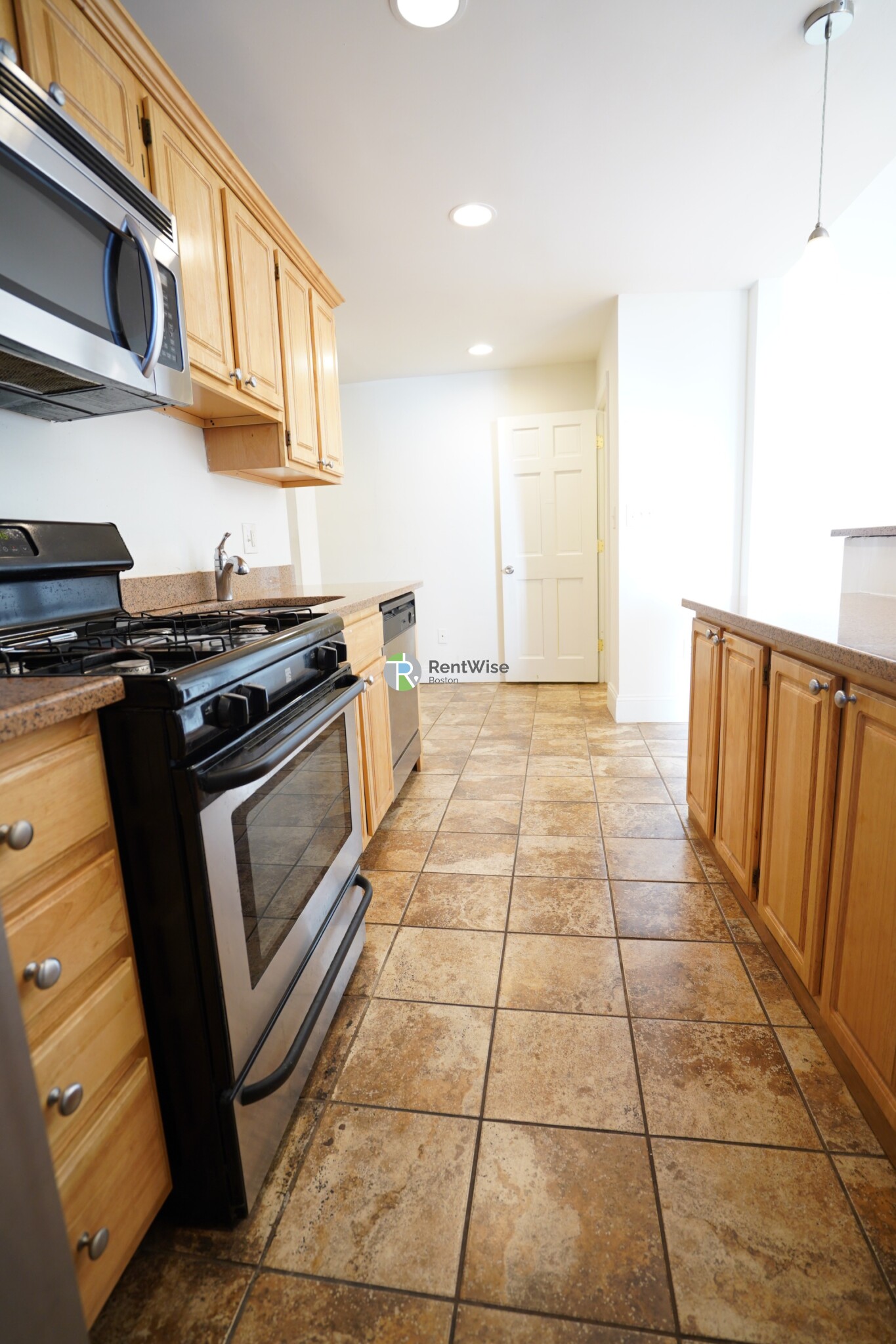 1 bed, 1 bath apartment for rent at 1322 Commonwealth Ave Unit 3A, Brighton — photo 9 of 17
