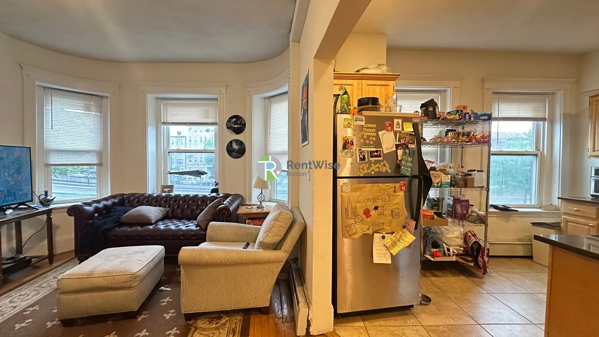 2 bed, 1 bath apartment for rent at 1322 Commonwealth Ave Unit 5, Brighton — photo 4 of 10