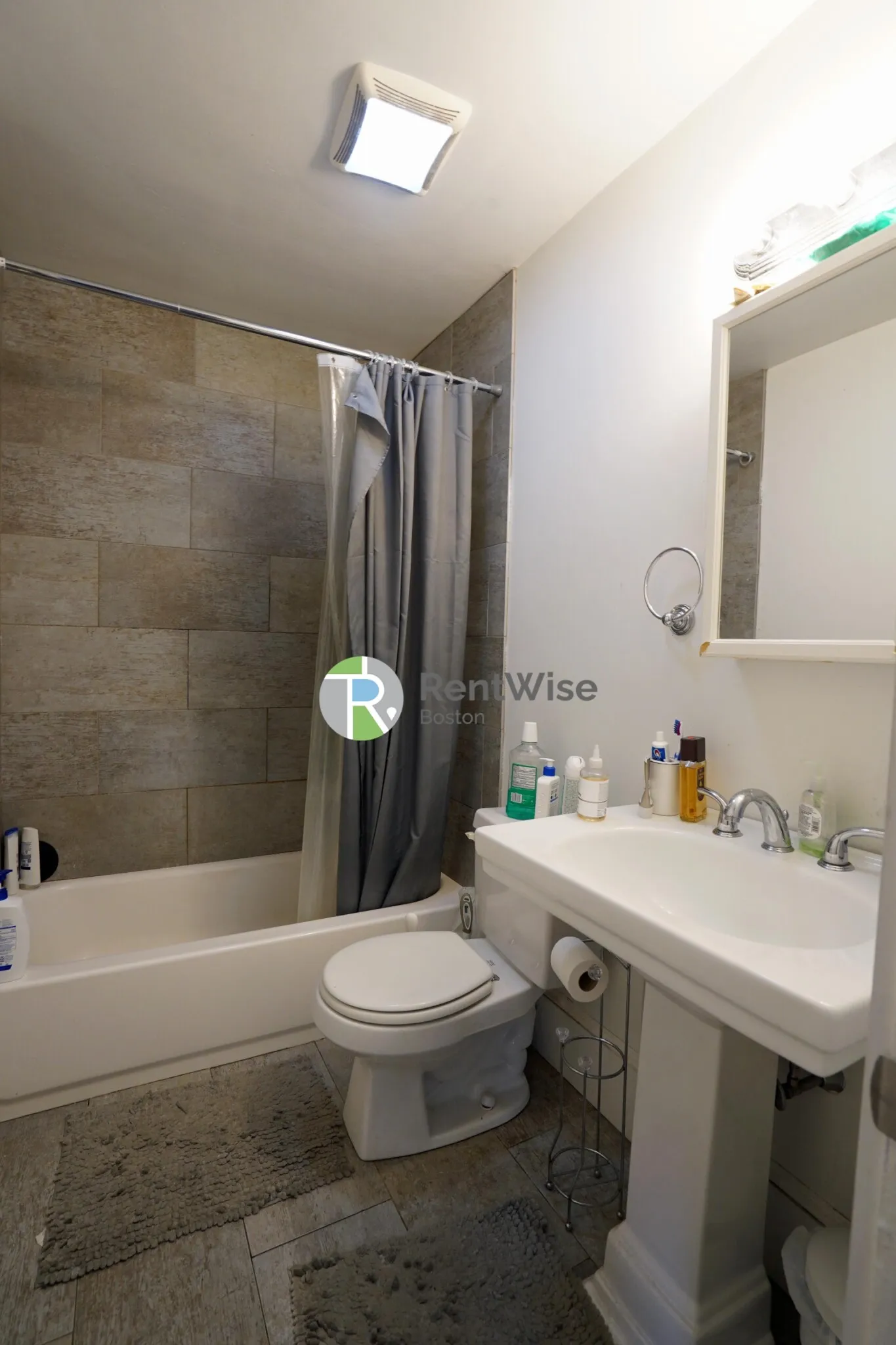 2 bed, 1 bath apartment for rent at 1322 Commonwealth Ave Unit 9-1, Brighton — photo 8 of 12