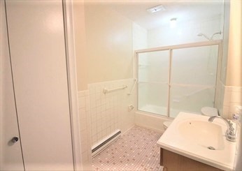 1 bed, 1 bath apartment for rent at 1323 Worcester Rd Unit E7, Framingham — photo 8 of 23