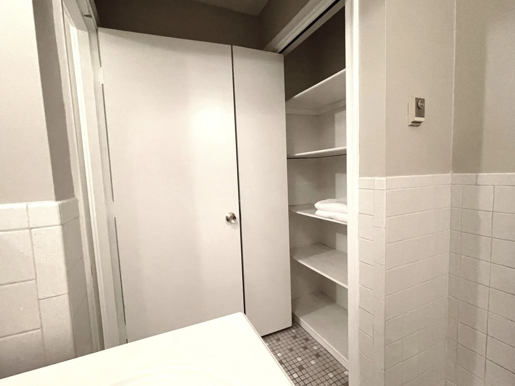 1 bed, 1 bath apartment for rent at 1323 Worcester Rd Unit E7, Framingham — photo 10 of 25