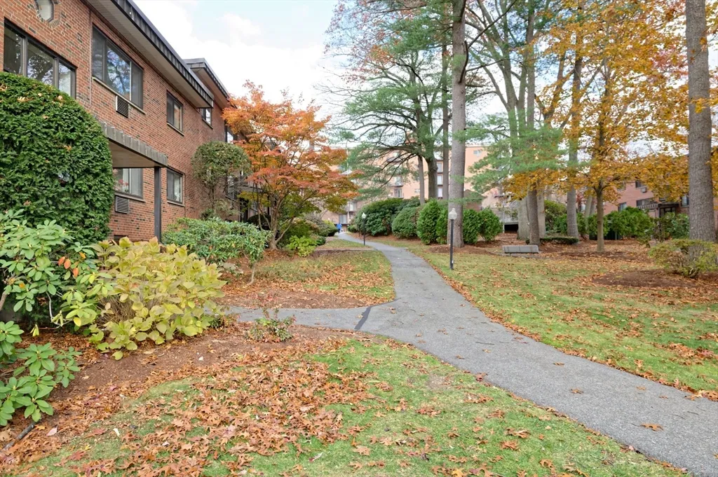 2 bed, 1 bath apartment for rent at 1325 Worcester Rd Unit A2, Framingham — photo 17 of 19