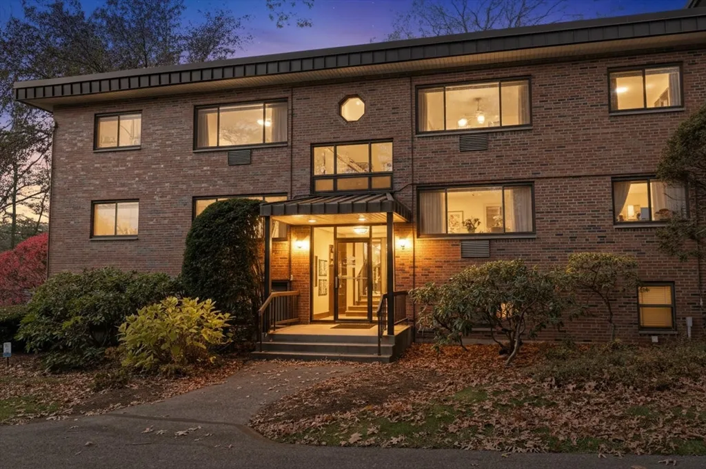 2 bed, 1 bath apartment for rent at 1325 Worcester Rd Unit A2, Framingham — photo 19 of 19