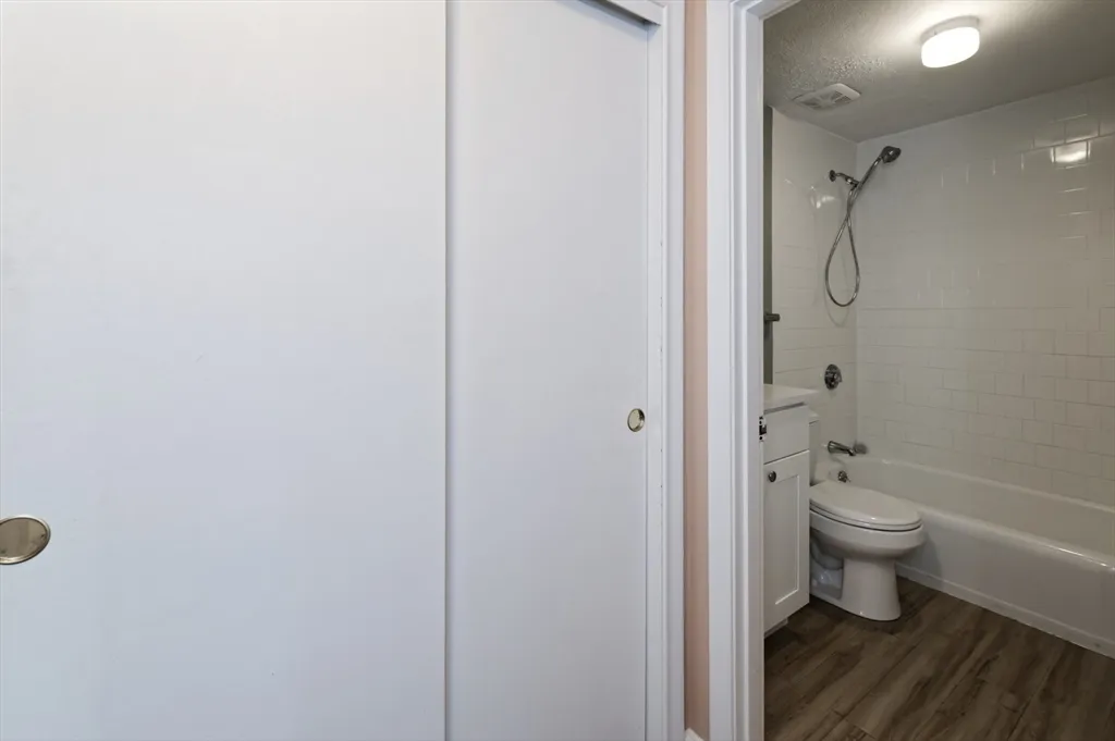 2 bed, 1 bath apartment for rent at 1325 Worcester Rd Unit A2, Framingham — photo 15 of 19