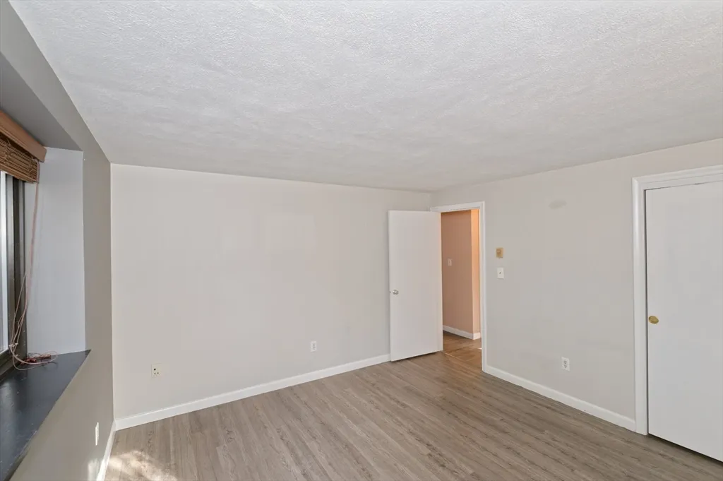 2 bed, 1 bath apartment for rent at 1325 Worcester Rd Unit A2, Framingham — photo 9 of 19