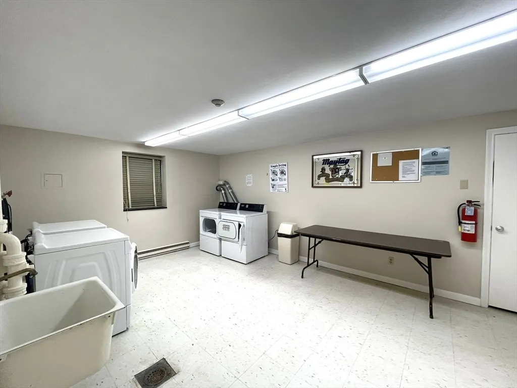 1 bed, 1 bath apartment for rent at 1325 Worcester Rd Unit C3, Framingham — photo 17 of 27
