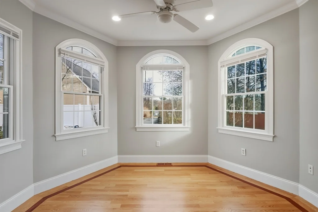2 bed, 2 bath apartment for rent at 1327 Liberty Unit 2, Braintree — photo 4 of 20