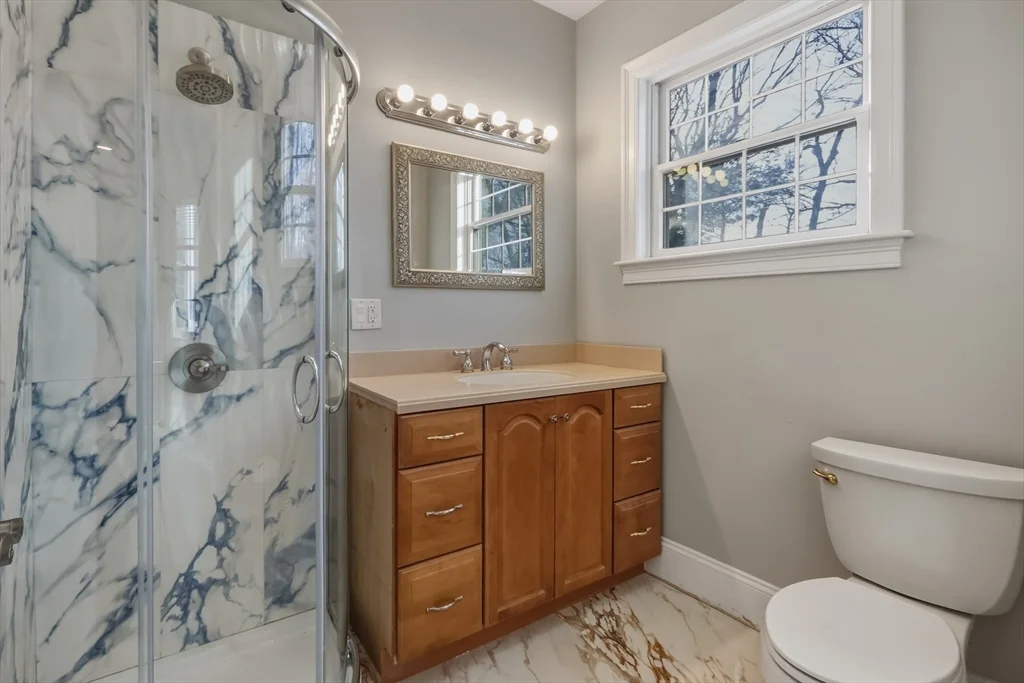 2 bed, 2 bath apartment for rent at 1327 Liberty Unit 2, Braintree — photo 13 of 20