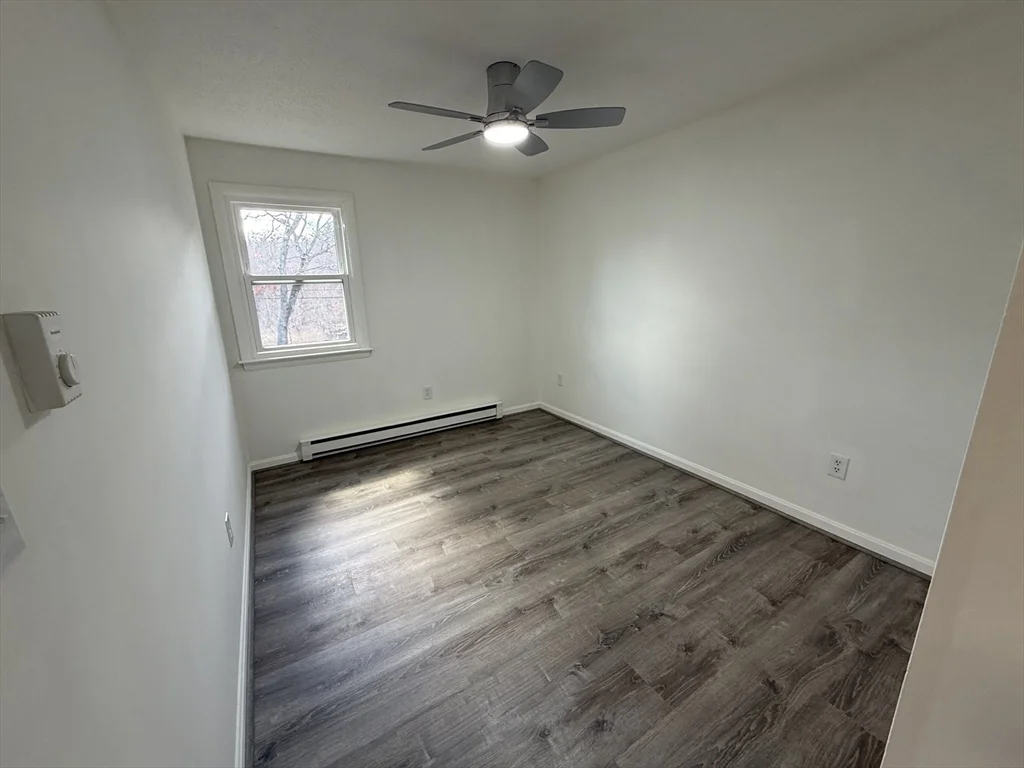 3 bed, 1 bath apartment for rent at 1328 East St Unit 0, Mansfield — photo 20 of 30