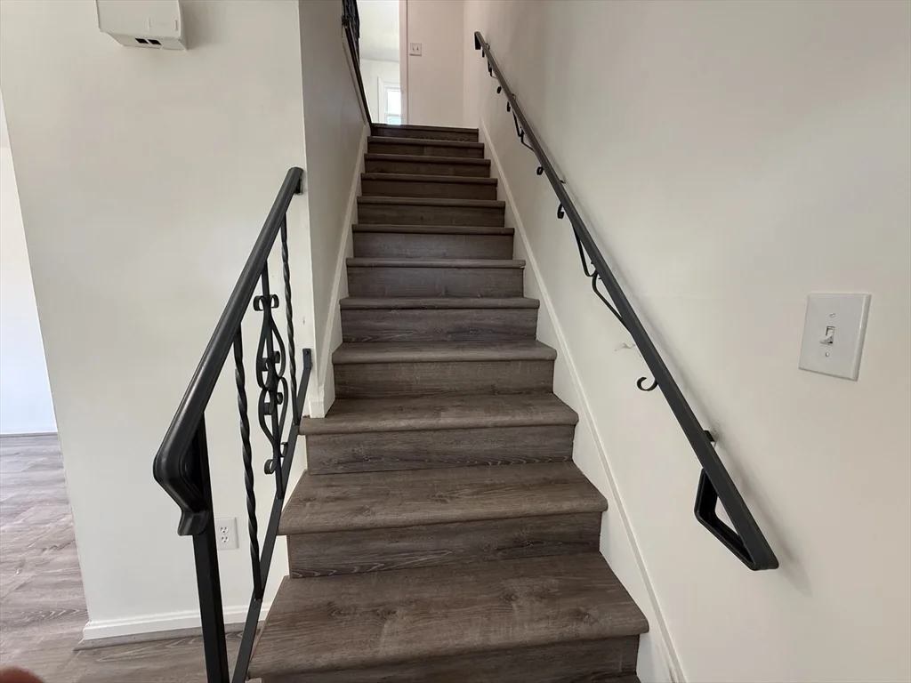 3 bed, 1 bath apartment for rent at 1328 East St Unit 0, Mansfield — photo 13 of 30
