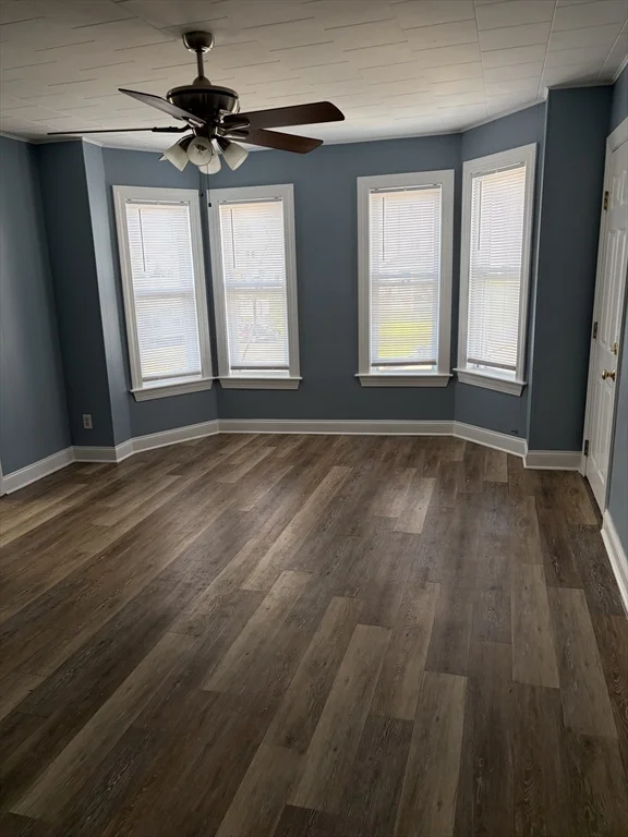 3 bed, 1 bath apartment for rent at 1328 South Main Unit 3 W, Fall River — photo 1 of 6