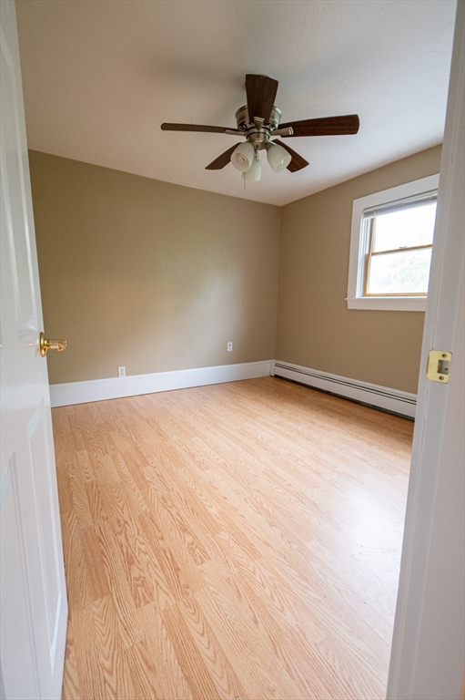 3 bed, 1 bath apartment for rent at 132b Cedar St Unit 3, Haverhill — photo 10 of 17