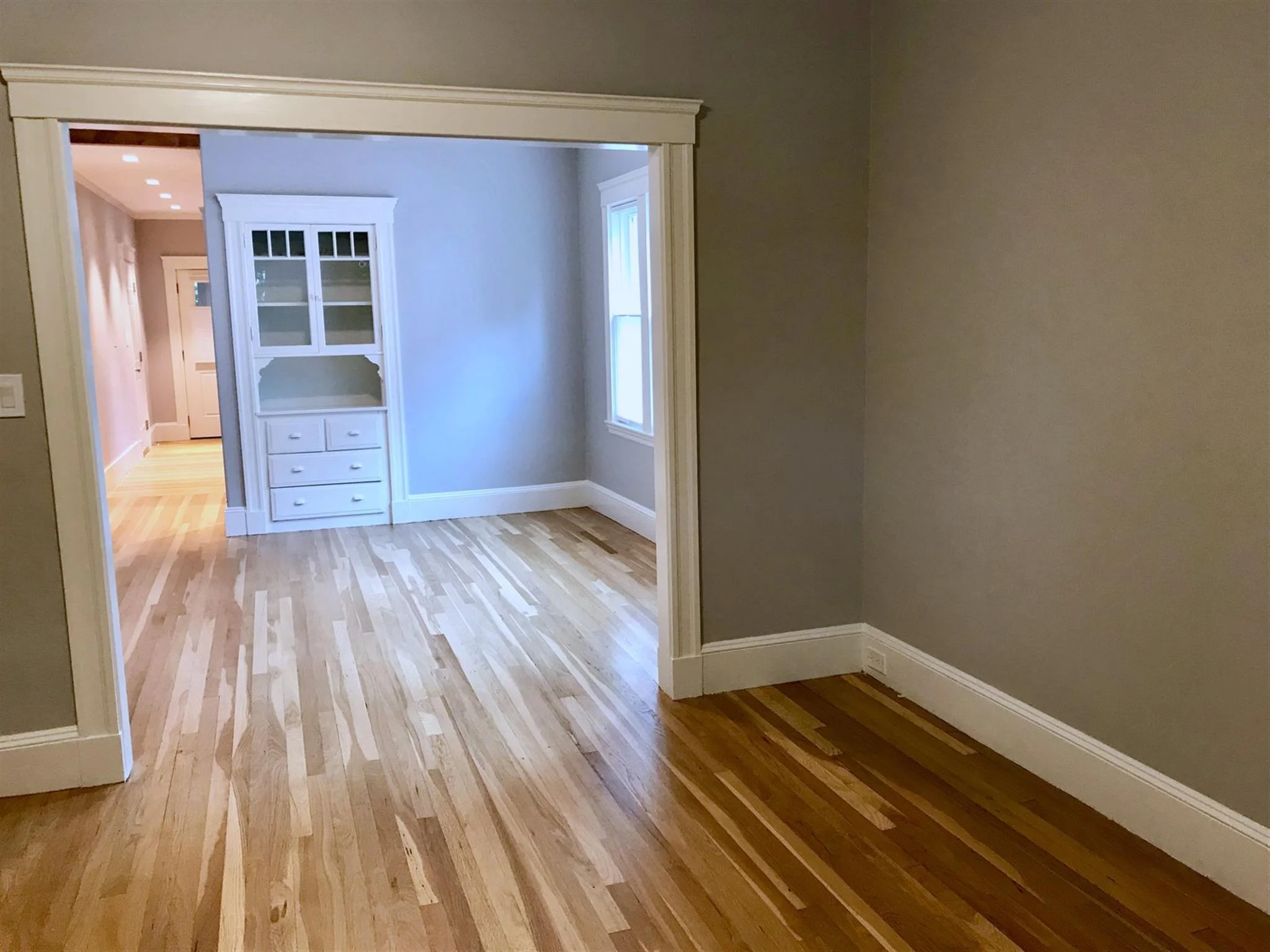 2.5 bed, 1 bath apartment for rent at 133 Boston Ave Unit 1, Powder House Square — photo 5 of 10