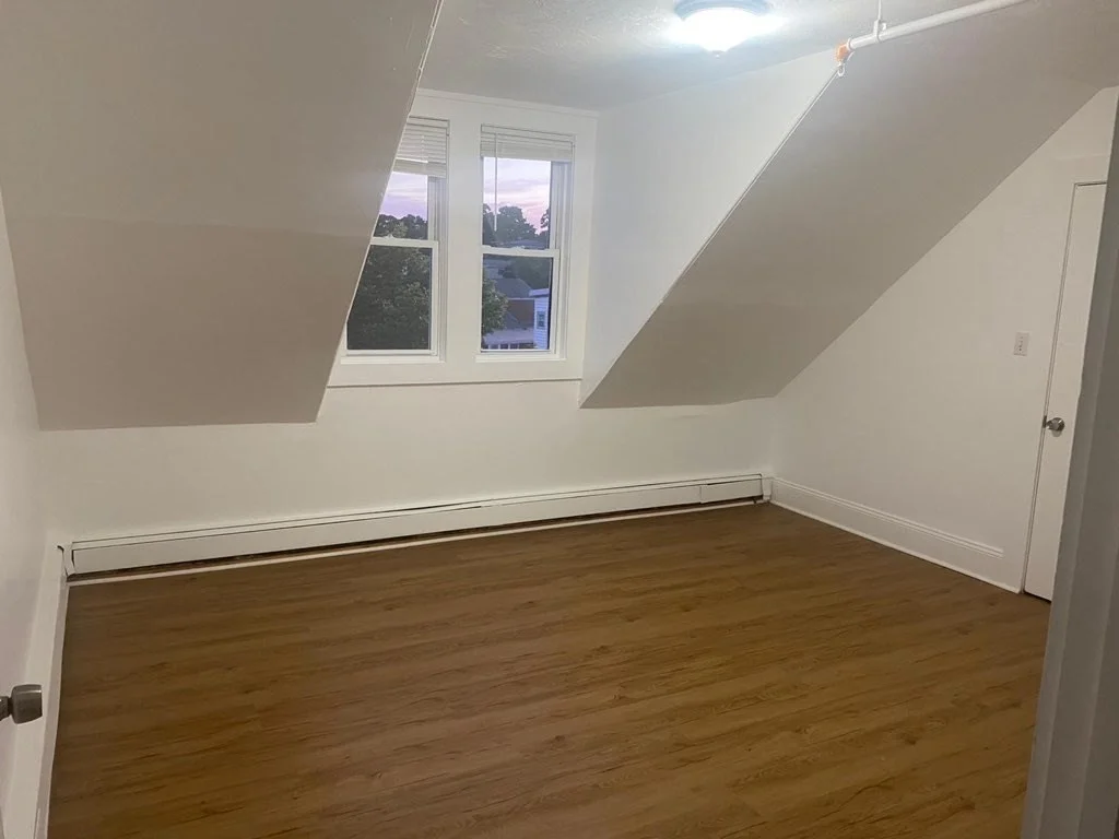 2 bed, 1 bath apartment for rent at 133 Chestnut St Unit 1, Lynn — photo 6 of 9