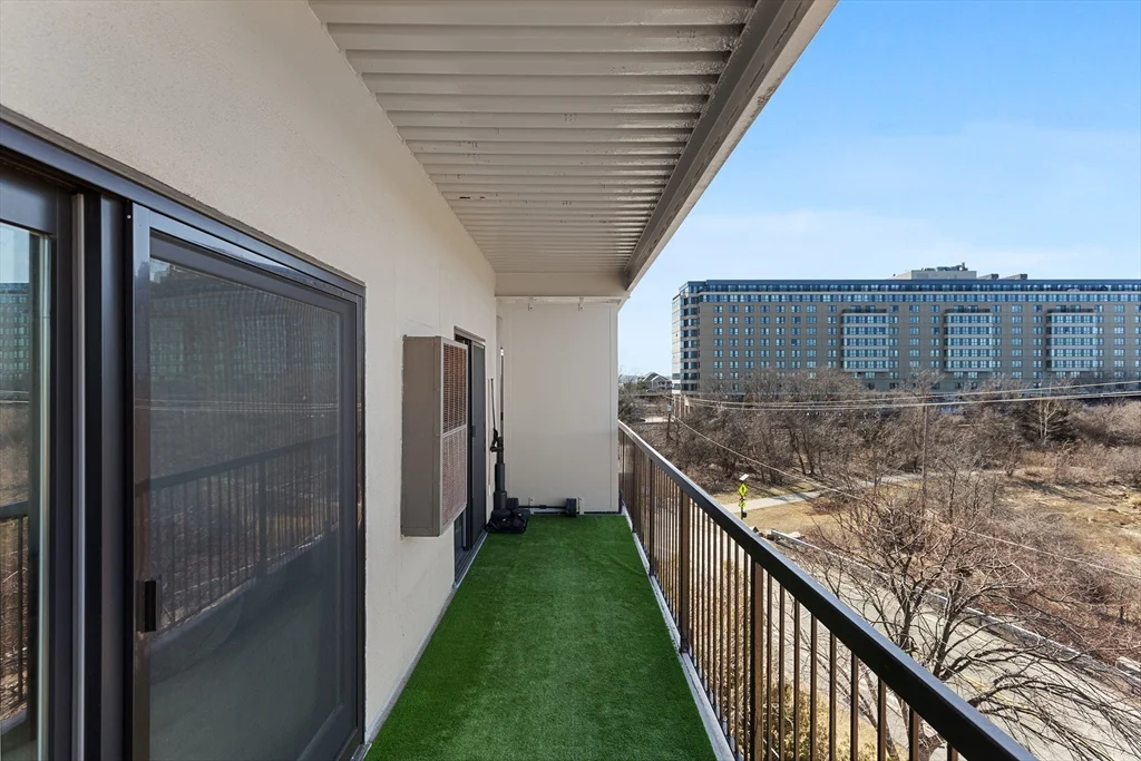 1 bed, 1 bath apartment for rent at 133 Commander Shea Blvd Unit 407, Quincy — photo 20 of 27