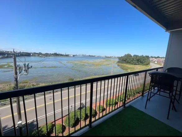 1 bed, 1 bath apartment for rent at 133 Commander Shea Blvd Unit 407, Quincy — photo 23 of 27