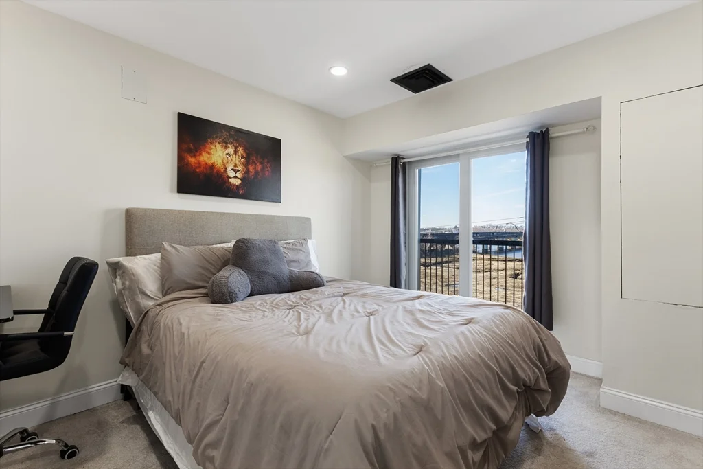 1 bed, 1 bath apartment for rent at 133 Commander Shea Blvd Unit 407, Quincy — photo 15 of 27