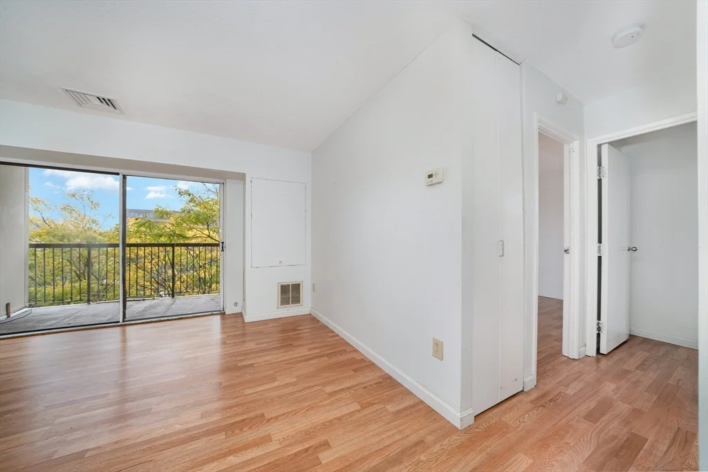 2 bed, 1 bath apartment for rent at 133 Commander Shea Blvd Unit 505, Quincy — photo 7 of 15