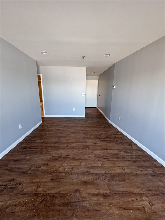 1 bed, 1 bath apartment for rent at 133 Commander Shea Blvd Unit 512, Quincy — photo 4 of 16