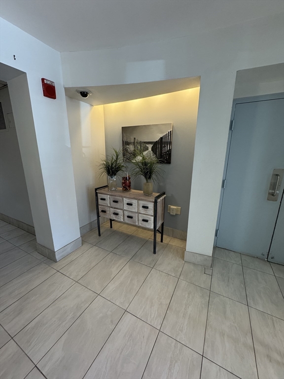 1 bed, 1 bath apartment for rent at 133 Commander Shea Blvd Unit 512, Quincy — photo 8 of 16