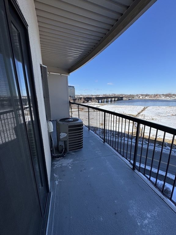 1 bed, 1 bath apartment for rent at 133 Commander Shea Blvd Unit 512, Quincy — photo 10 of 16