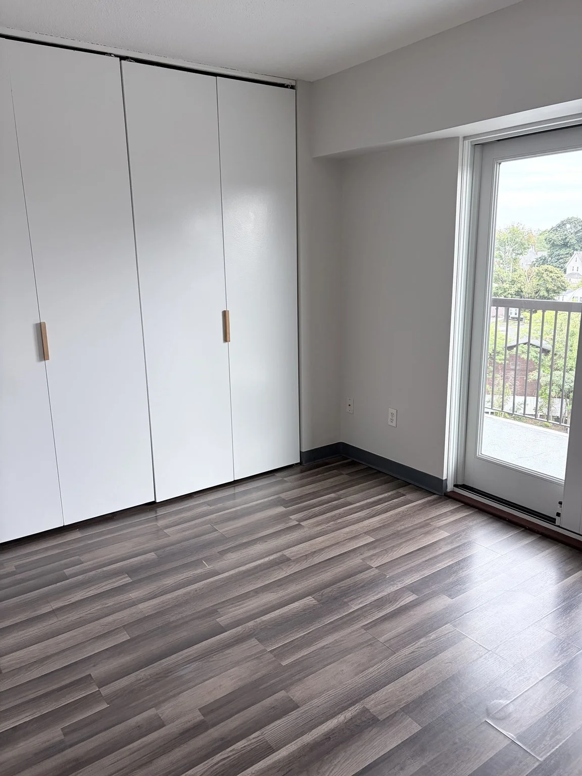 2 bed, 1 bath apartment for rent at 133 Commander Shea Blvd Unit 605, Quincy — photo 10 of 13