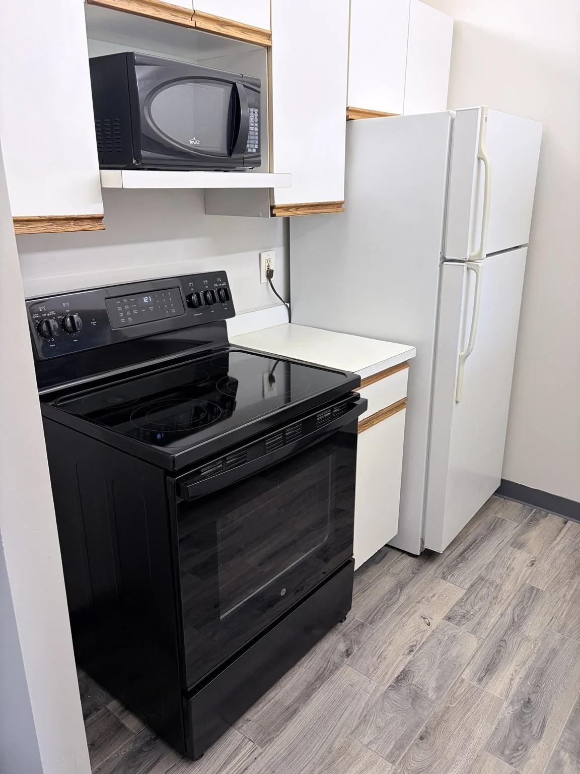 2 bed, 1 bath apartment for rent at 133 Commander Shea Blvd Unit 605, Quincy — photo 7 of 13