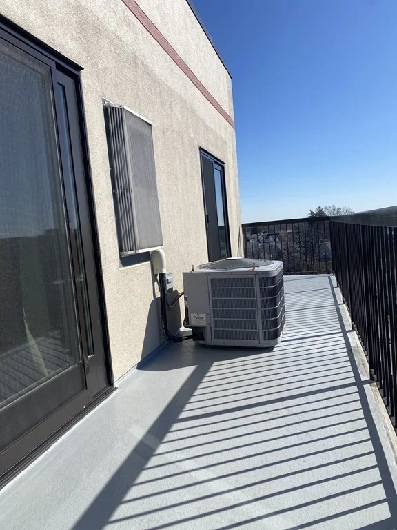 2 bed, 1 bath apartment for rent at 133 Commander Shea Blvd Unit 818, Quincy — photo 11 of 16