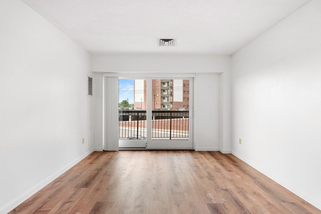1 bed, 1 bath apartment for rent at 133 Commander Shea Boulevard Unit 217, Quincy — photo 3 of 22