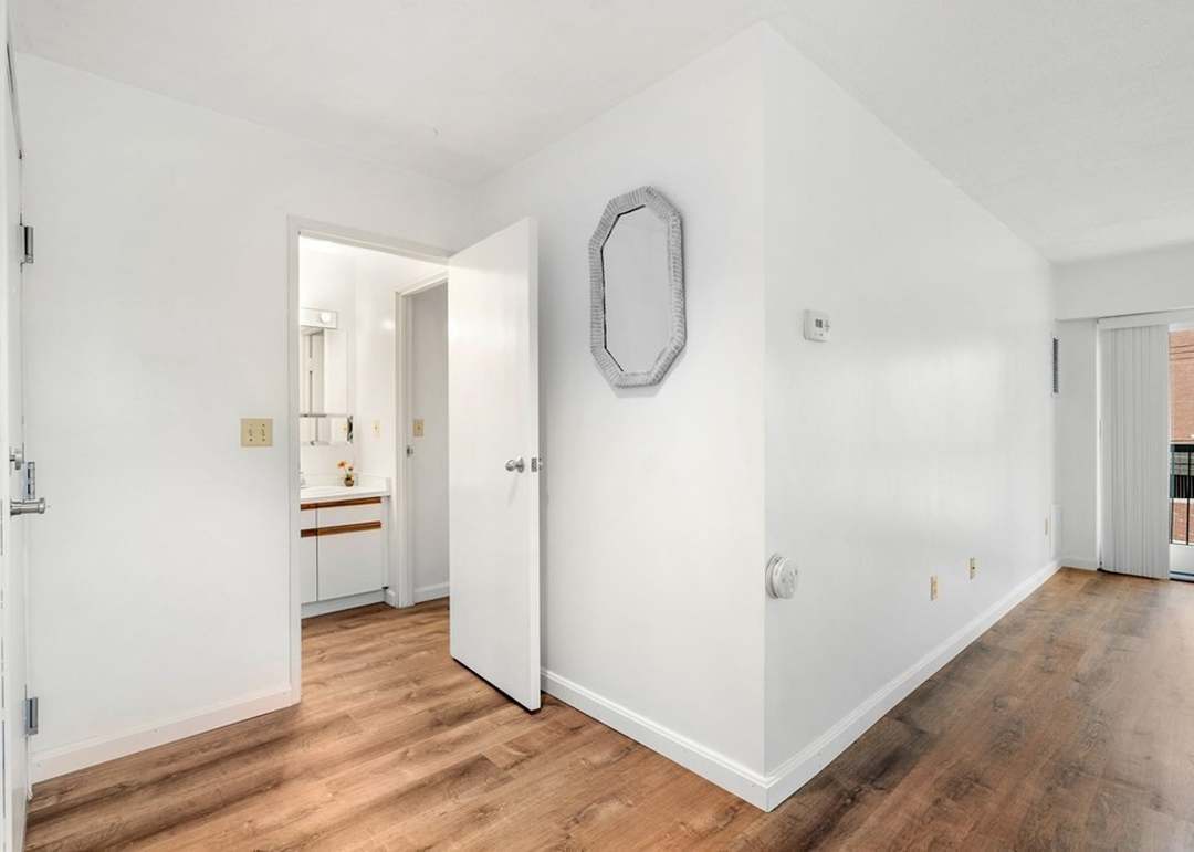1 bed, 1 bath apartment for rent at 133 Commander Shea Boulevard Unit 217, Quincy — photo 8 of 22