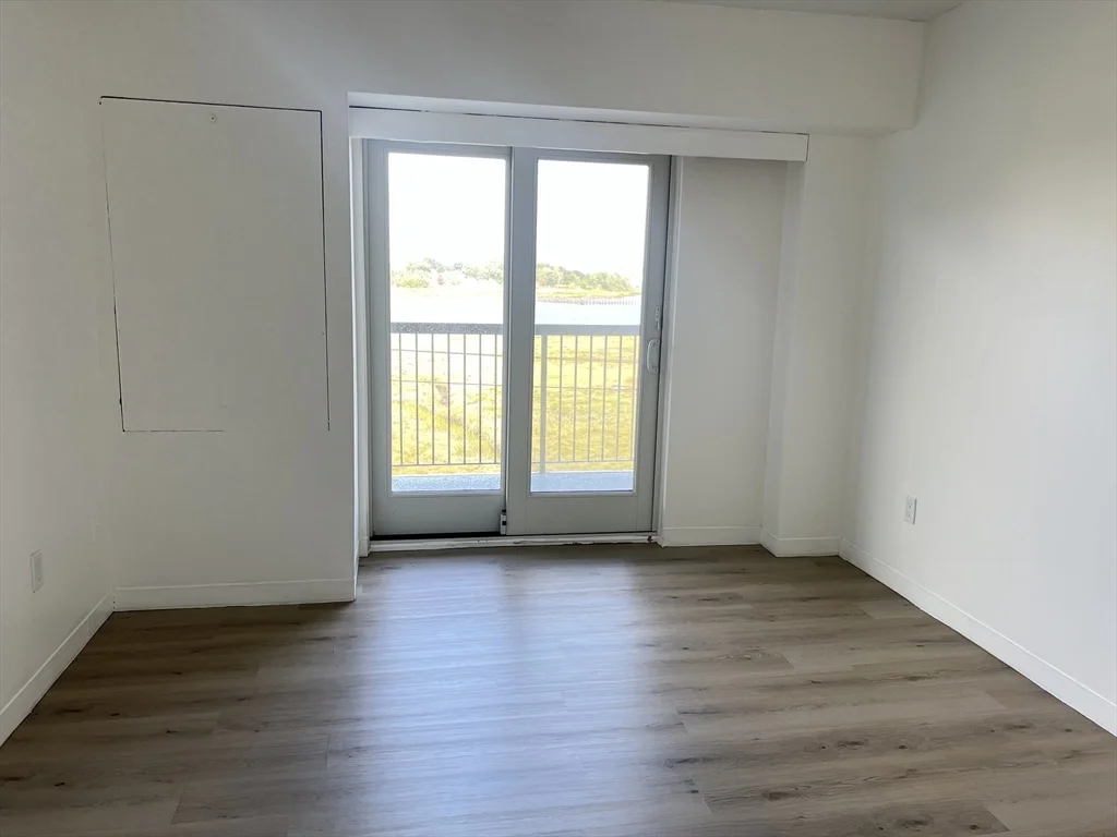 1 bed, 1 bath apartment for rent at 133 Commander Shea Boulevard Unit 410, Quincy — photo 7 of 16