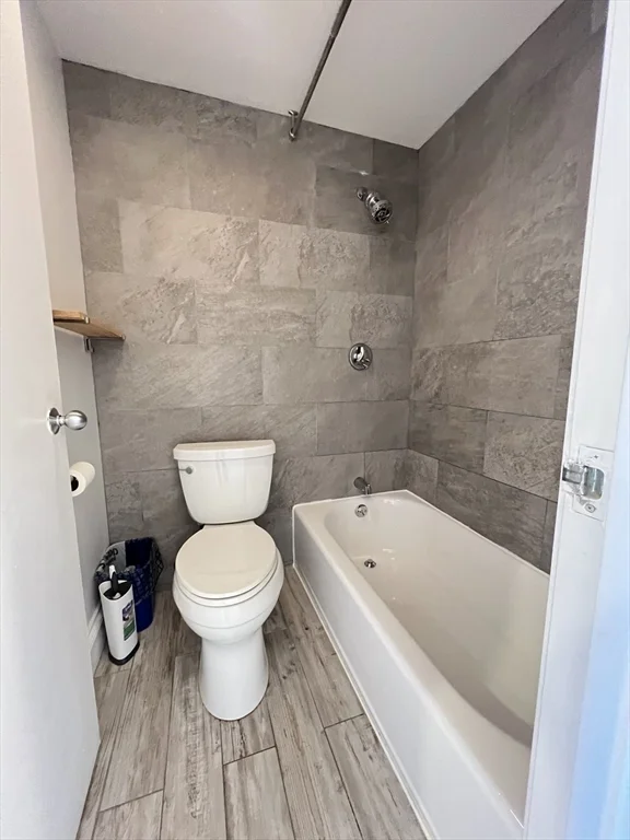 1 bed, 1 bath apartment for rent at 133 Commander Shea Boulevard Unit 410, Quincy — photo 9 of 16