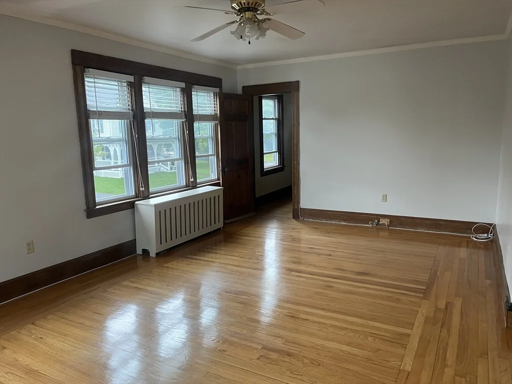3 bed, 1 bath apartment for rent at 133 Cottage St Unit 133, Norwood — photo 12 of 29