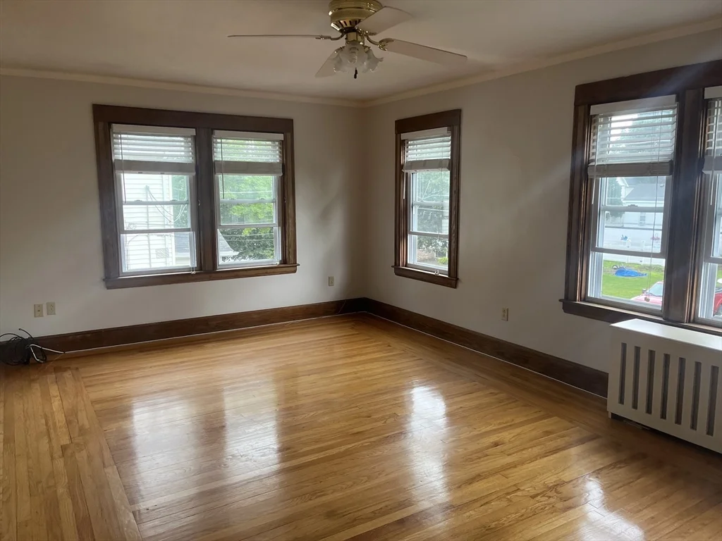 3 bed, 1 bath apartment for rent at 133 Cottage St Unit 133, Norwood — photo 10 of 29