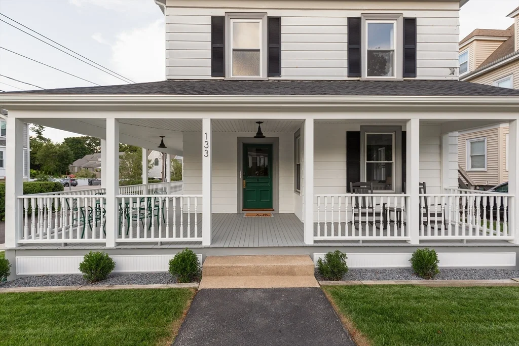 1 bed, 1 bath apartment for rent at 133 Court St Unit 3, Braintree Highlands — photo 1 of 11