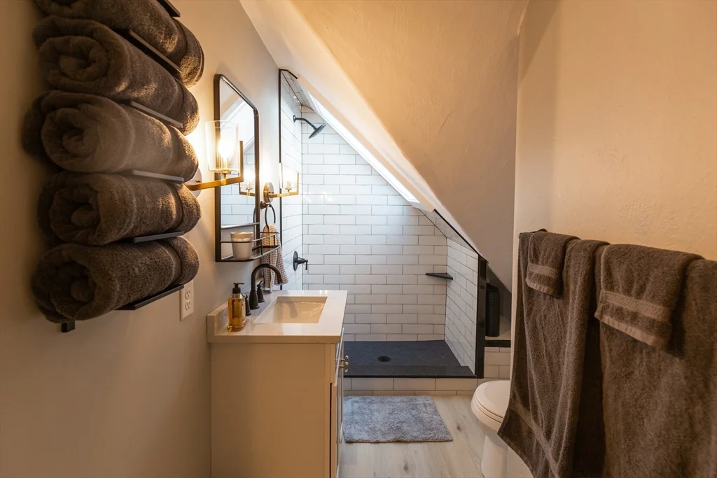 1 bed, 1 bath apartment for rent at 133 Court St Unit 3, Braintree Highlands — photo 8 of 11