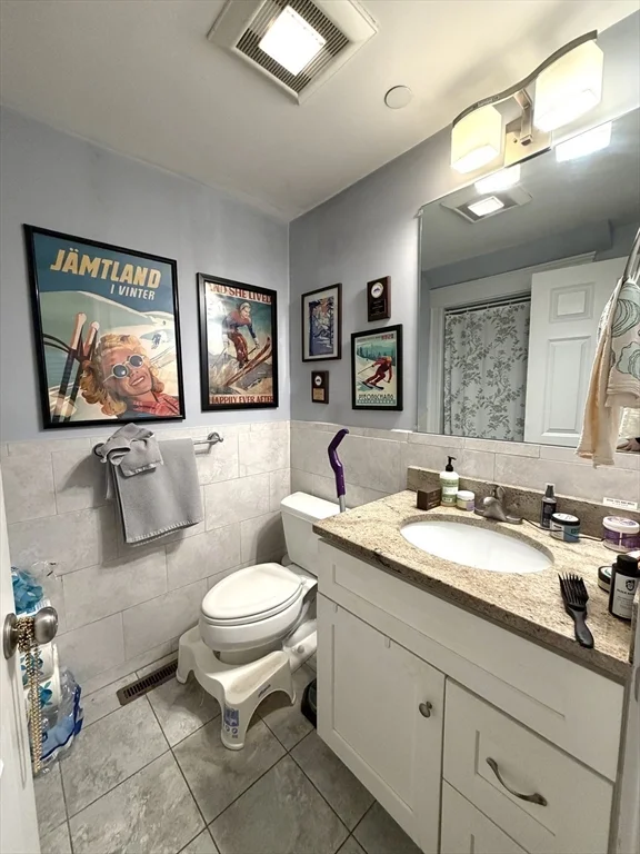 2 bed, 1 bath apartment for rent at 133 Erie St Unit 1, Cambridgeport — photo 10 of 13