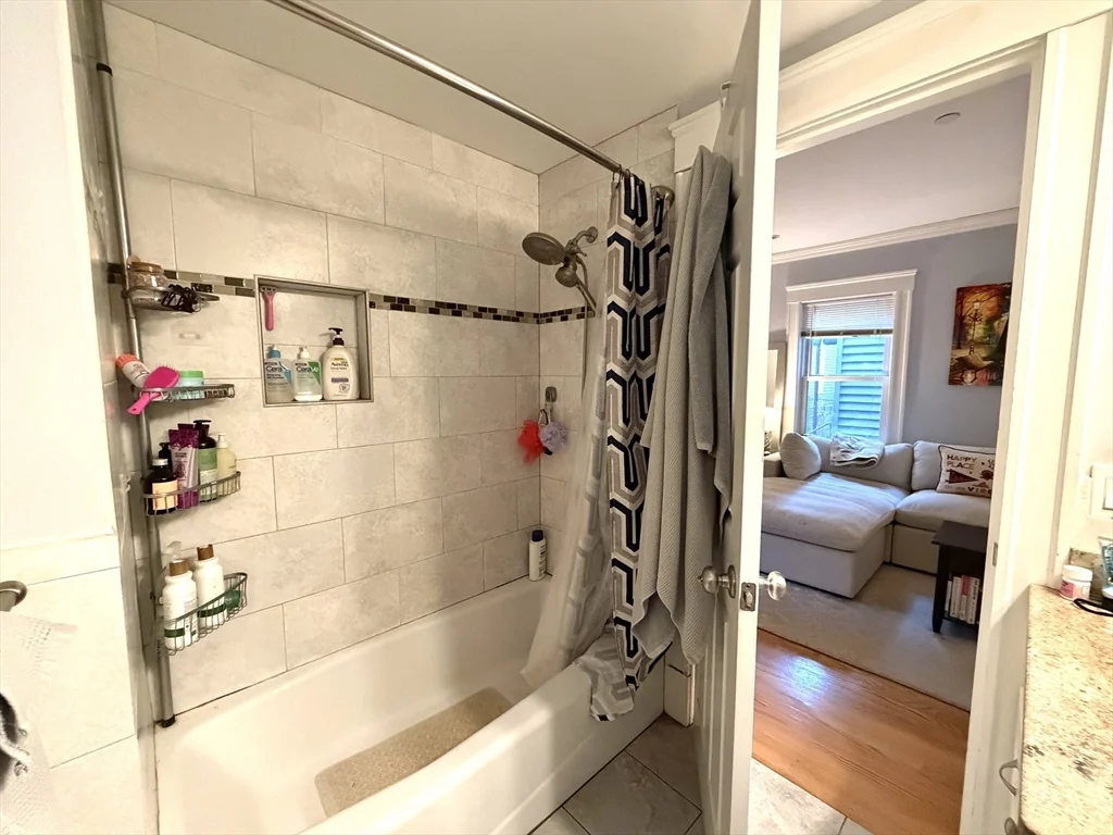 2 bed, 1 bath apartment for rent at 133 Erie St Unit 1, Cambridgeport — photo 13 of 13