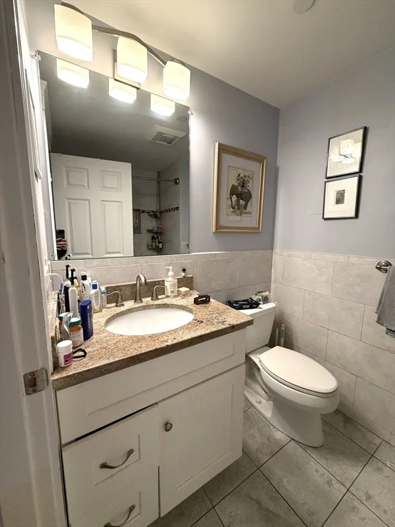 2 bed, 1 bath apartment for rent at 133 Erie St Unit 1, Cambridgeport — photo 12 of 13