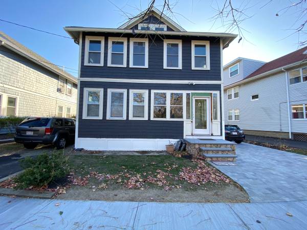 3 bed, 1 bath apartment for rent at 133 Grove St Unit 2, Watertown — photo 1 of 10