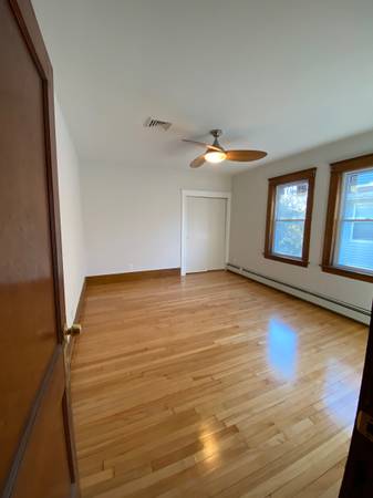 3 bed, 1 bath apartment for rent at 133 Grove St Unit 2, Watertown — photo 5 of 10