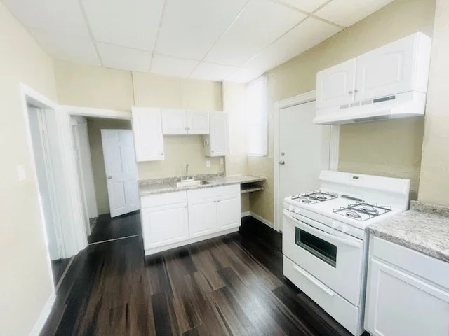 1 bed, 1 bath apartment for rent at 133 Kimball Ave Unit 1, Revere — photo 10 of 16