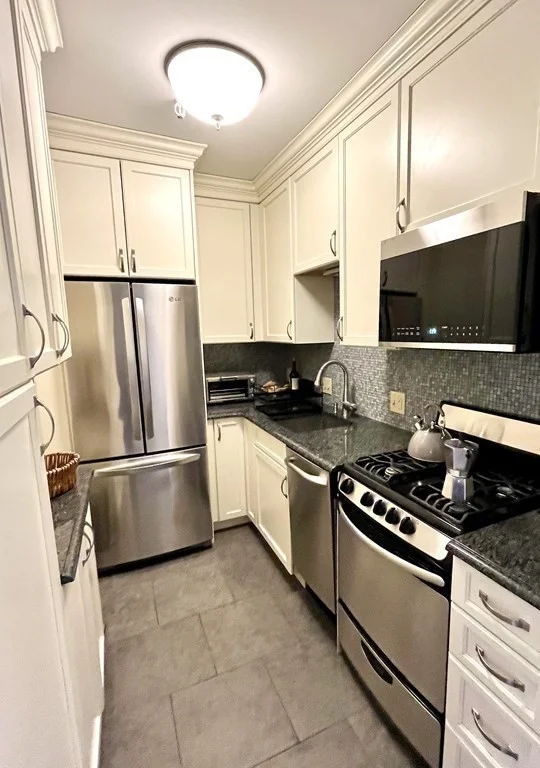 1 bed, 1 bath apartment for rent at 133 Marlborough St Unit 6, Back Bay — photo 5 of 13
