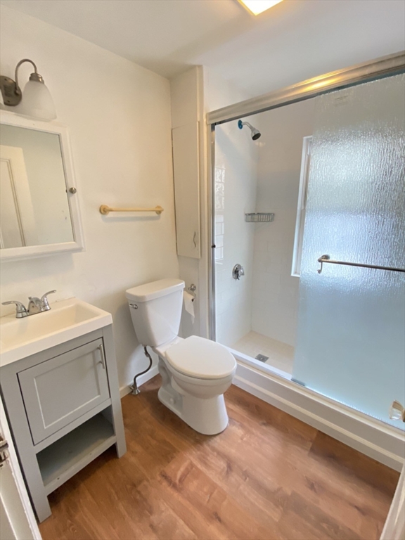 2 bed, 1 bath apartment for rent at 133 Mt Vernon St Unit 3, Malden — photo 6 of 7
