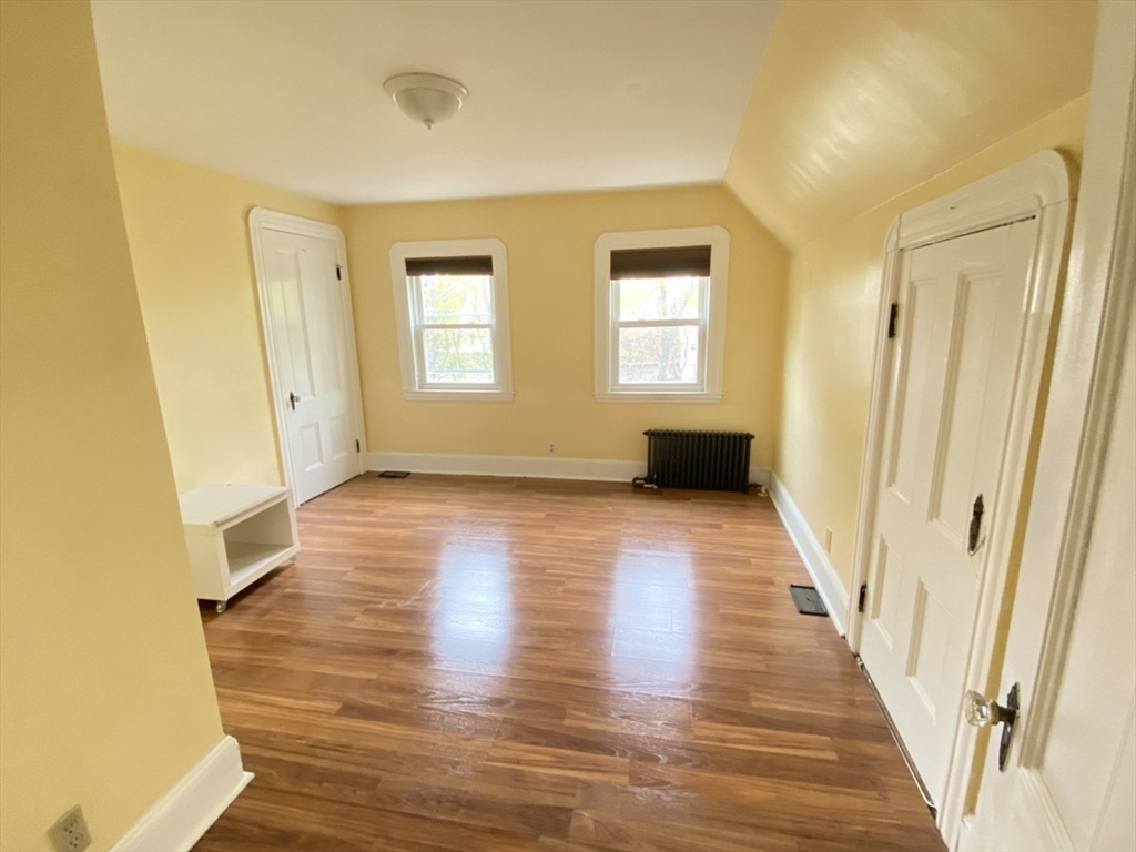 2 bed, 1 bath apartment for rent at 133 Mt Vernon St Unit 3, Malden — photo 4 of 7
